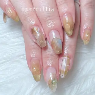 ネイル 柴田 彩のネイルデザイン