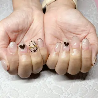 ネイル クレアトゥール華所属・クレアトゥール華 西村のネイルデザイン