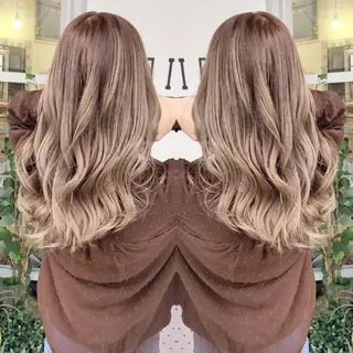 カラー セミロング cherie所属・バレイヤージュ/ ハイライト/大内格のヘアスタイル