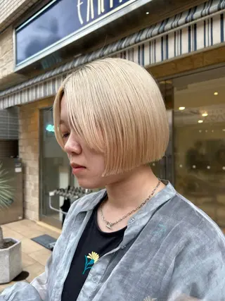 ショート カラー 🦖ミニボブ/ボブ /MOEKA🦕のヘアスタイル