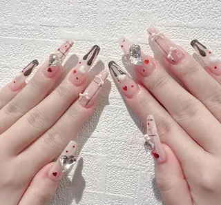 ネイル D-BEAUTY Nailsalonのネイルデザイン