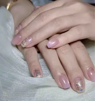 ネイル 高木 維麗絲のネイルデザイン