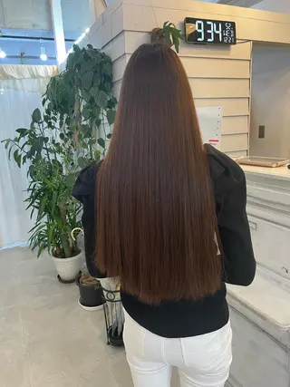 ロング 柔らかいヘアカラー 大成のヘアスタイル