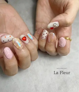 ネイル H. Sayuriのネイルデザイン