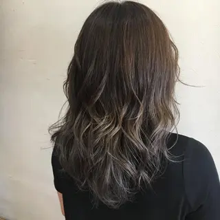 セミロング カラー Freez狭間 裕美のヘアスタイル