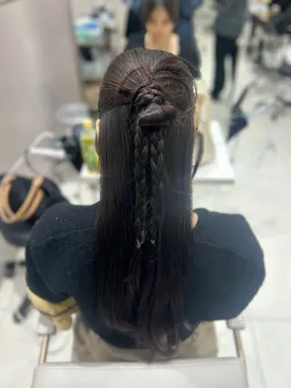 ロング 🎀大竹美侑／顔まわ りカット／レイヤーのヘアスタイル