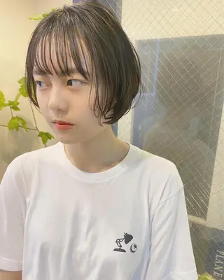ショート カラー パーマ ヘアアレンジ キッズ ネイル マツエク・マツパ umu.［韓国ヘア /ダウンパーマ］のヘアスタイル