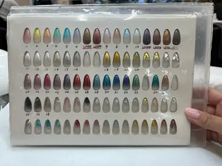 ネイル MAXKELLY YUNAのネイルデザイン