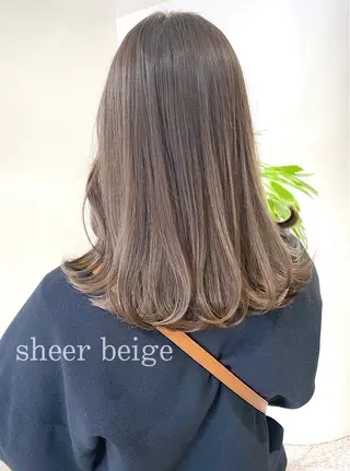 ミディアム カラー clomus所属・YUKA 🍒ツヤ髪改善のヘアスタイル