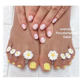 ミディアム ネイル 👑enen style👑のネイルデザイン