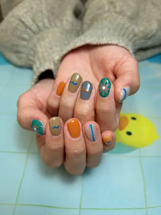 ネイル takara nail所属・takara射水高岡 マグネット韓国ポップのネイルデザイン