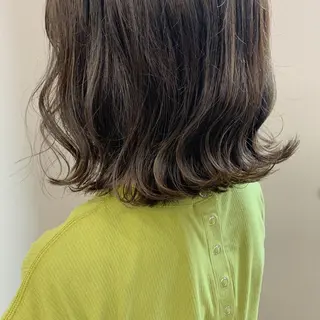 ミディアム カラー MUKU所属・fuka モデル募集のヘアスタイル