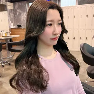 ロング カラー IS所属・横浜美容室/透明感 カラー/レイヤーのヘアスタイル