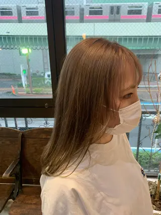 ミディアム カラー 金子 廉のヘアスタイル