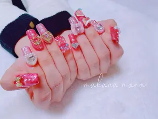 ネイル Makana Mana所属・Makana Manaのネイルデザイン