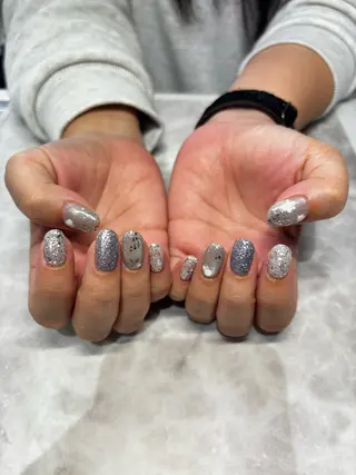 ネイル Rich to安城店所属・長坂 若菜のネイルデザイン