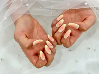 ネイル Luna 烏丸店所属・竹田 美羽のネイルデザイン