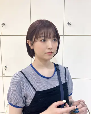 ショート 前髪/顔周り/透明感 艶カラーとどさんのヘアスタイル