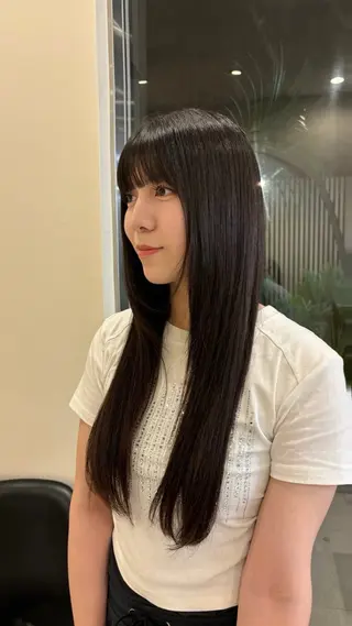 ロング よこやま なぎさのヘアスタイル