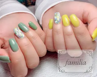ネイル -nailroom- familiaのネイルデザイン