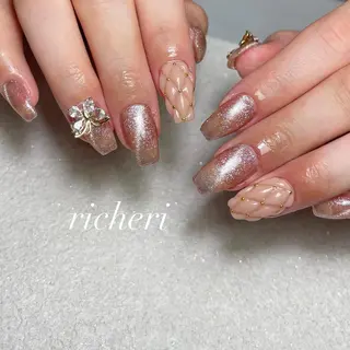 ミディアム ネイル richeri beautyのネイルデザイン