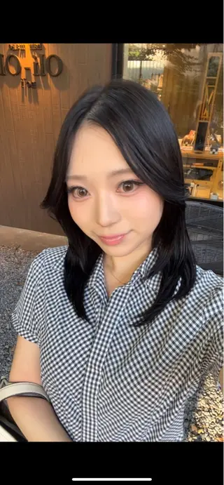 セミロング 空 龍之介　カラー 特化/髪質改善/韓国のヘアスタイル