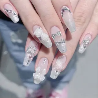 ネイル Hina 池袋 長だしチップ専門店のネイルデザイン