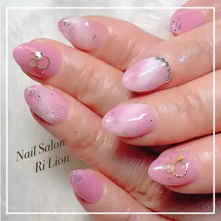 ネイル RiLion💗 Risa🦋💜のネイルデザイン