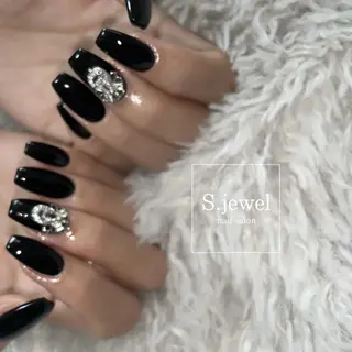 ネイル S♡JEWEL所属・S. JEWELのネイルデザイン