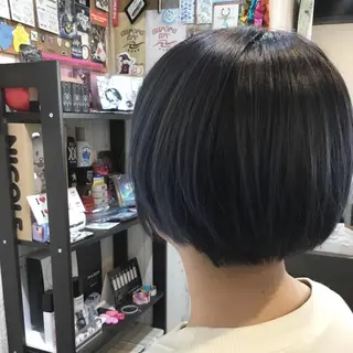 ショート カラー embrace エンブレイスのヘアスタイル