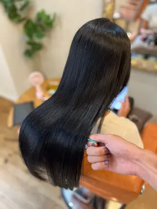 ロング ⚪️髪質改善 縮毛 店長 コウ⚪️のヘアスタイル