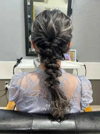 ロング maya レイヤーカットのヘアスタイル