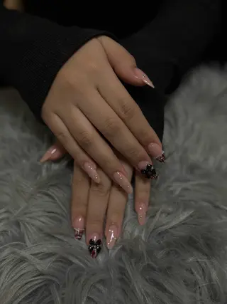 ネイル esNAIL新宿西口店所属・梶田 弥侑のネイルデザイン