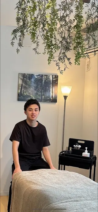 GREEN LIGHTS所属・GREEN LIGHTSのエステ・リラクイメージ