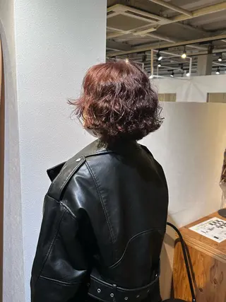ショート カラー パーマ 出路 亜理紗のヘアスタイル