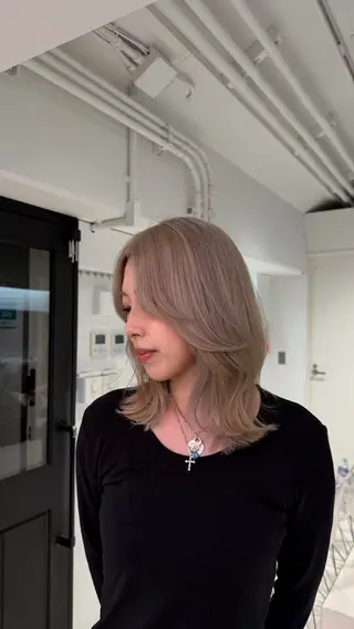 ミディアム カラー Lomalia Rukaのヘアスタイル