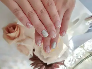 ネイル RUNWAY 　　の眉毛・アイブロウイメージ