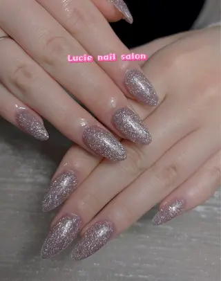 ネイル LUCIE NAIL SALON所属・NGUYEN THI THANHのネイルデザイン