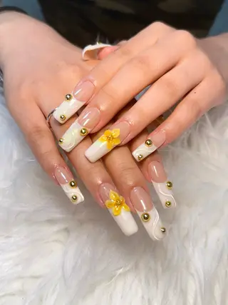 ネイル 西野 カナのネイルデザイン