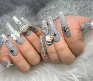 ネイル D-BEAUTY Nailsalonのネイルデザイン