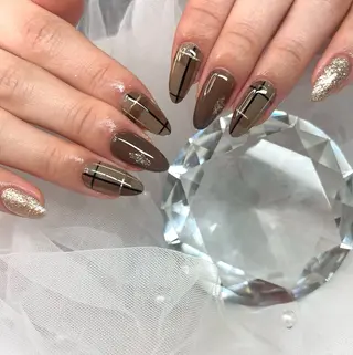 ネイル Emma Jewel所属・Emma Jewel🏛️♡のネイルデザイン