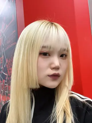 カラー 生活に馴染む デザイン/鏡ゆうかのヘアスタイル