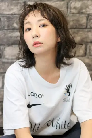 ミディアム 柴田 陽平のヘアスタイル