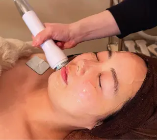 ビューティーサロンルシア所属・lucia  豊明 肌管理のエステ・リラクイメージ