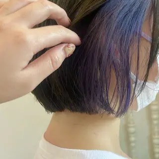 ショート カラー 小島 寧心のヘアスタイル