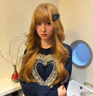 ロング ORGN.所属・にちか /似合う個性派カラーのヘアスタイル