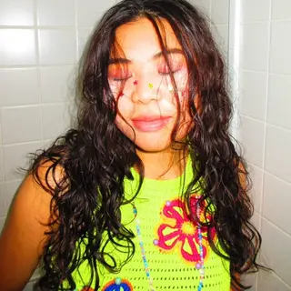 ロング パーマ ヘアアレンジ ブリーチカラー特化 🥣/渡邉日向のヘアスタイル