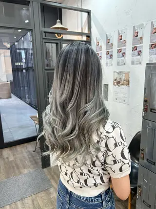 ロング カラー SITY. 🦋mamiya🦋のヘアスタイル