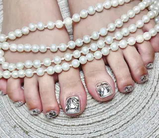 ネイル Queenie 🦋のネイルデザイン