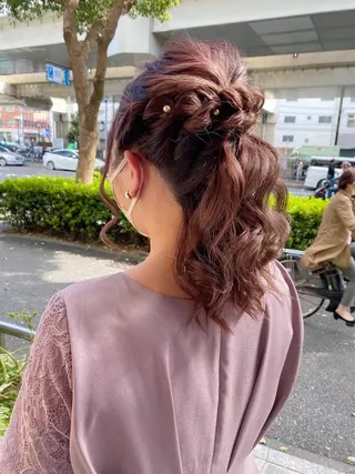 セミロング カラー モモカ/ハイトーン /バレイヤージュのヘアスタイル